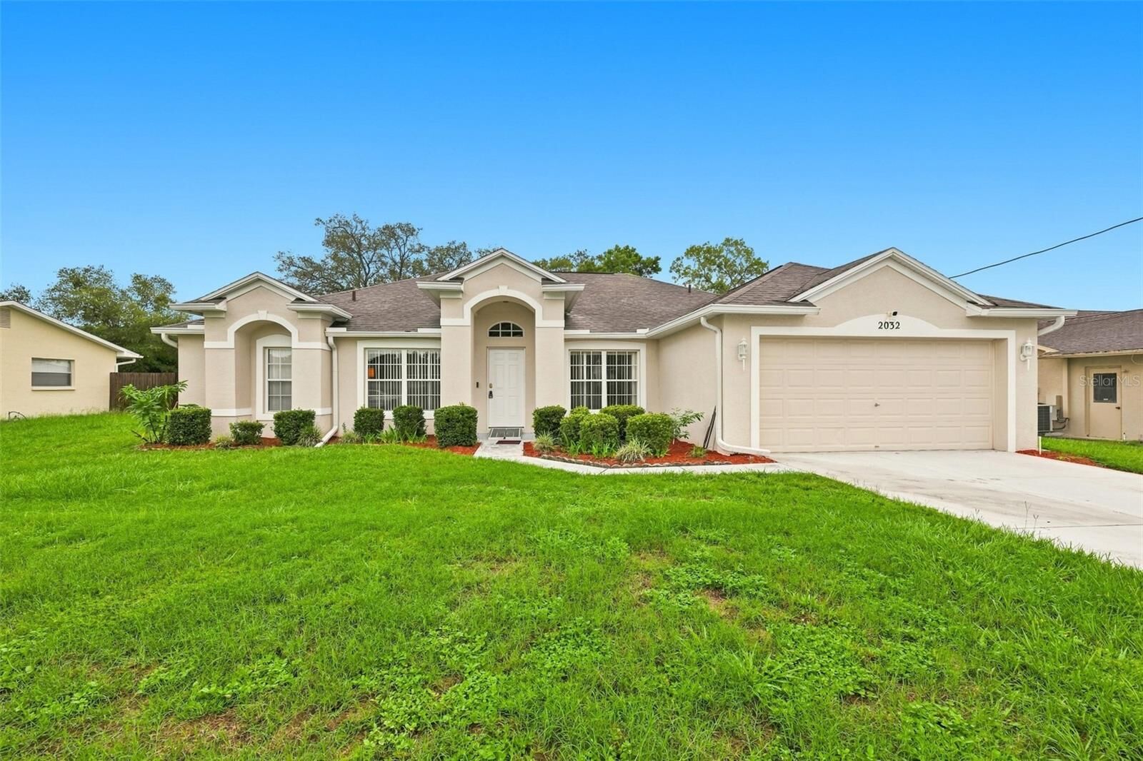 Property Photo:  2032 De Carlo Avenue  FL 34608 