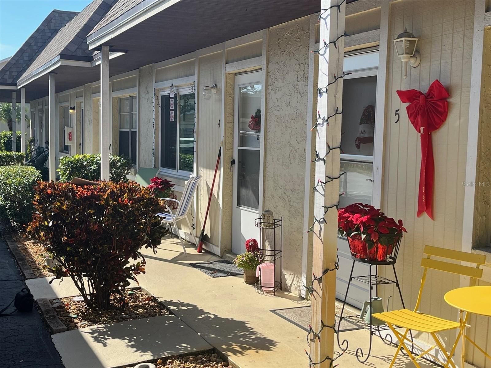 Property Photo: 670 Green Valley Road F5 FL 34683