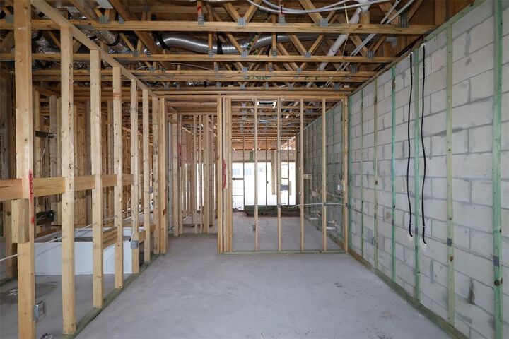 Property Photo:  17043 Overstory Road  FL 32820 