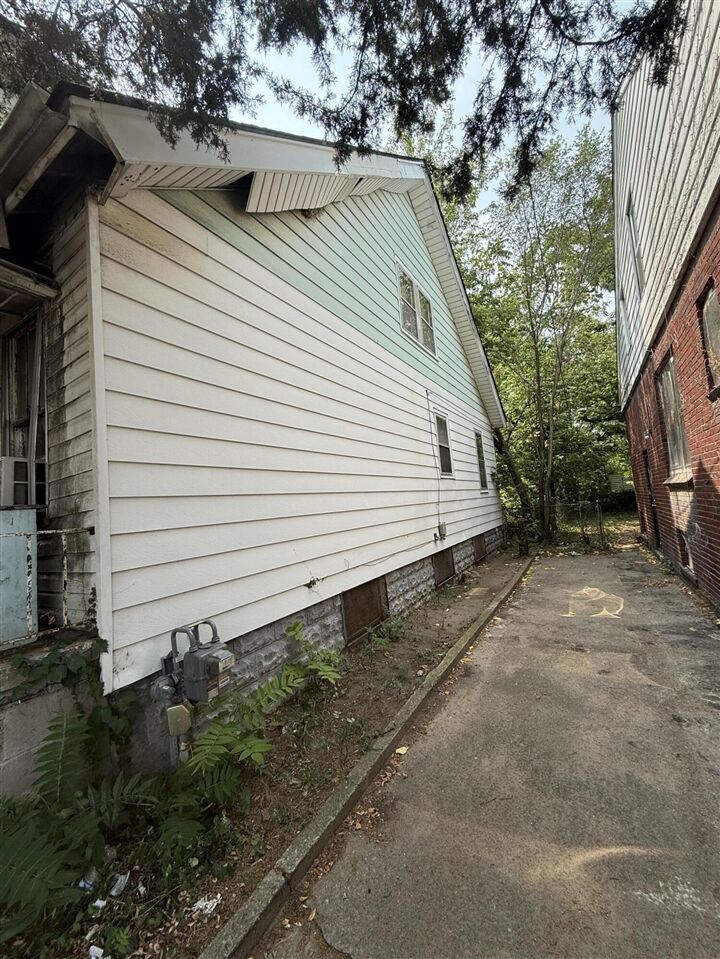 Property Photo: 17233 E Goddard Street MI 48212-1539