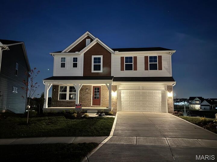 Property Photo:  414 Roddens Way  MO 63368 