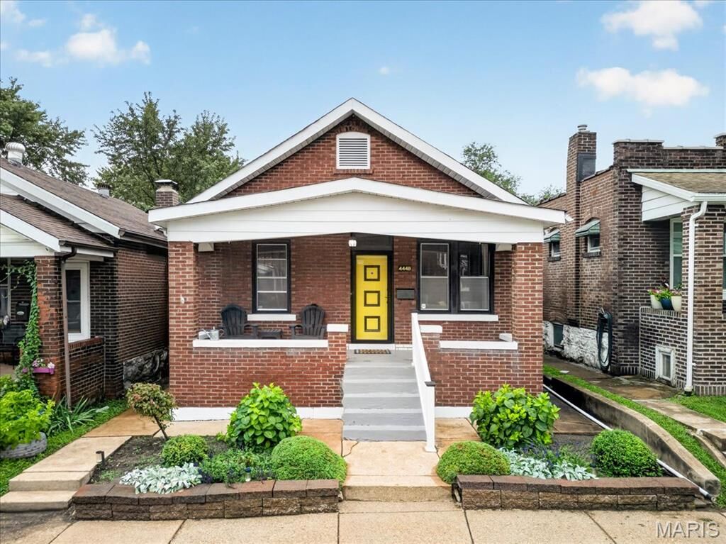 Property Photo: 4448 Wallace Street MO 63116
