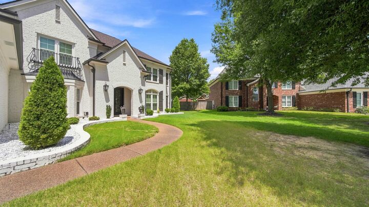 Property Photo: 1596 Brackenshire Ln TN 38017
