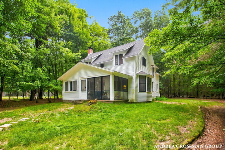 Property Photo: 5045 N Ridge Road MI 49449