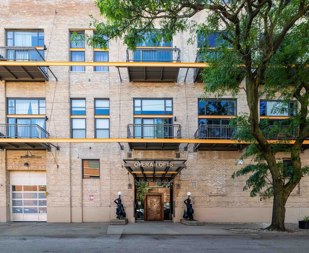 Property Photo:  2545 S Dearborn Street 530  IL 60616 