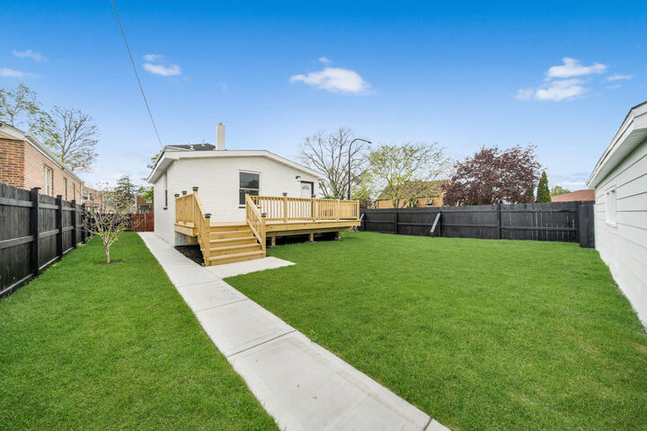 Property Photo: 3601 S 56th Court IL 60804