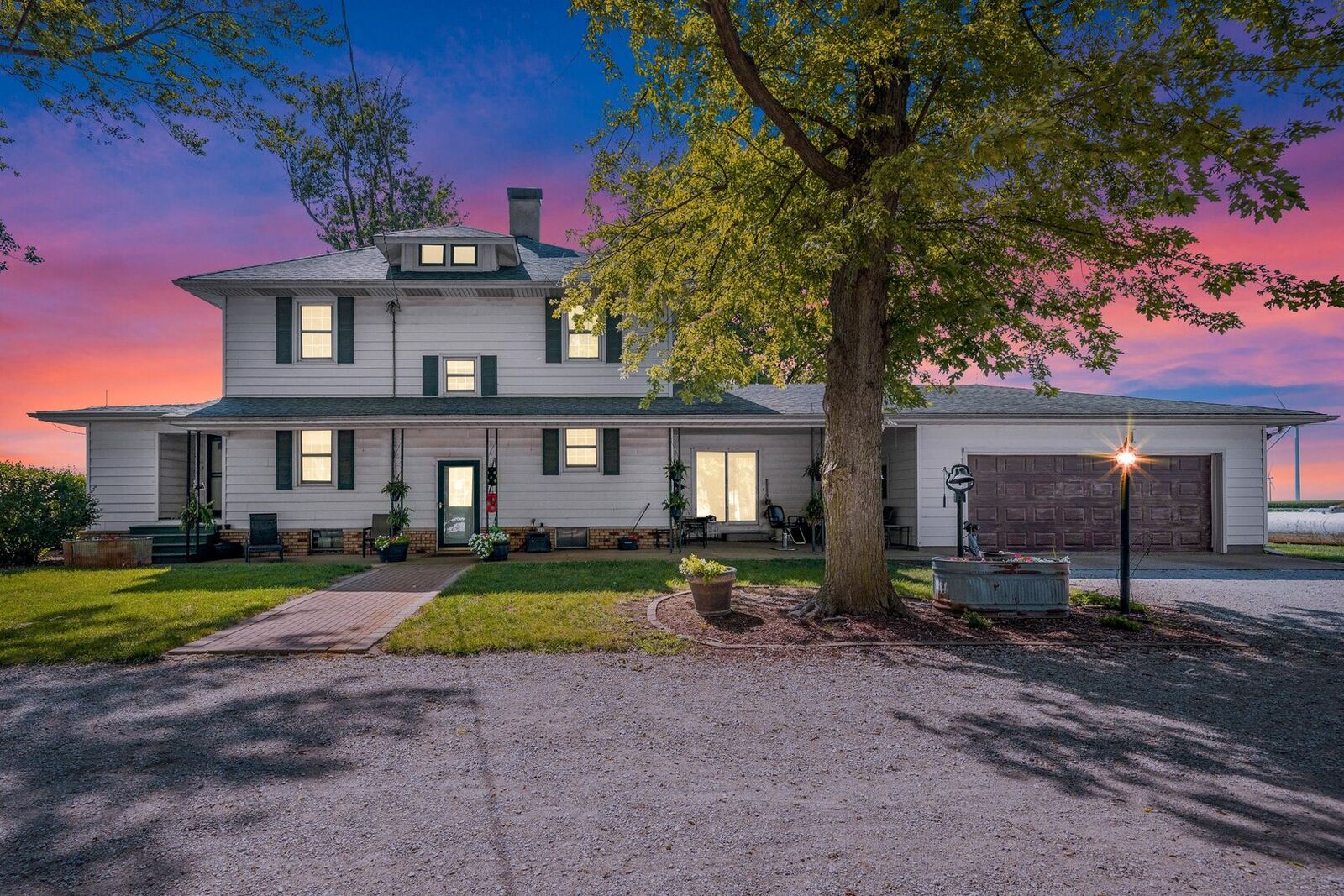 Property Photo: 9101 Old Silo Road IL 61727
