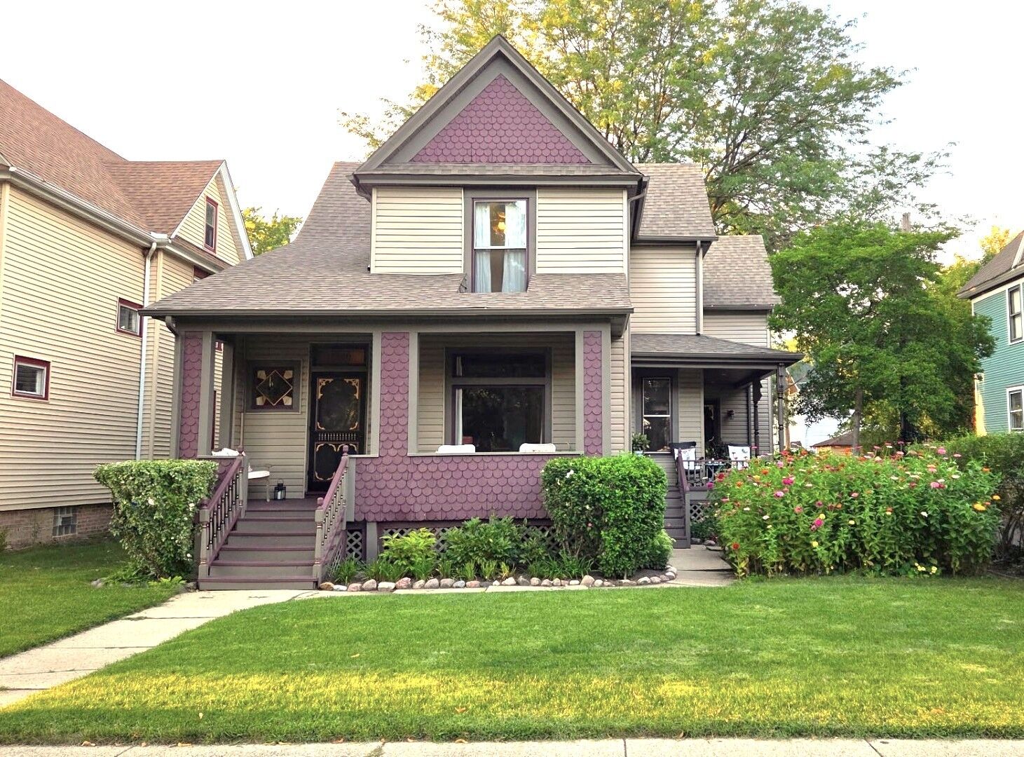 Property Photo: 2626 Union Street IL 60406