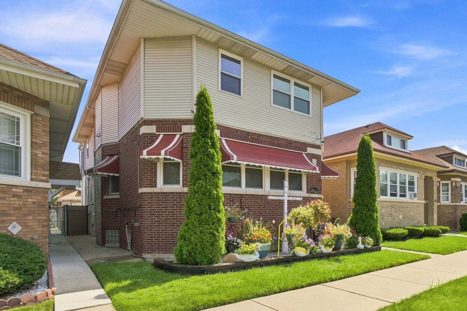 Property Photo:  9425 S Throop Street  IL 60620 