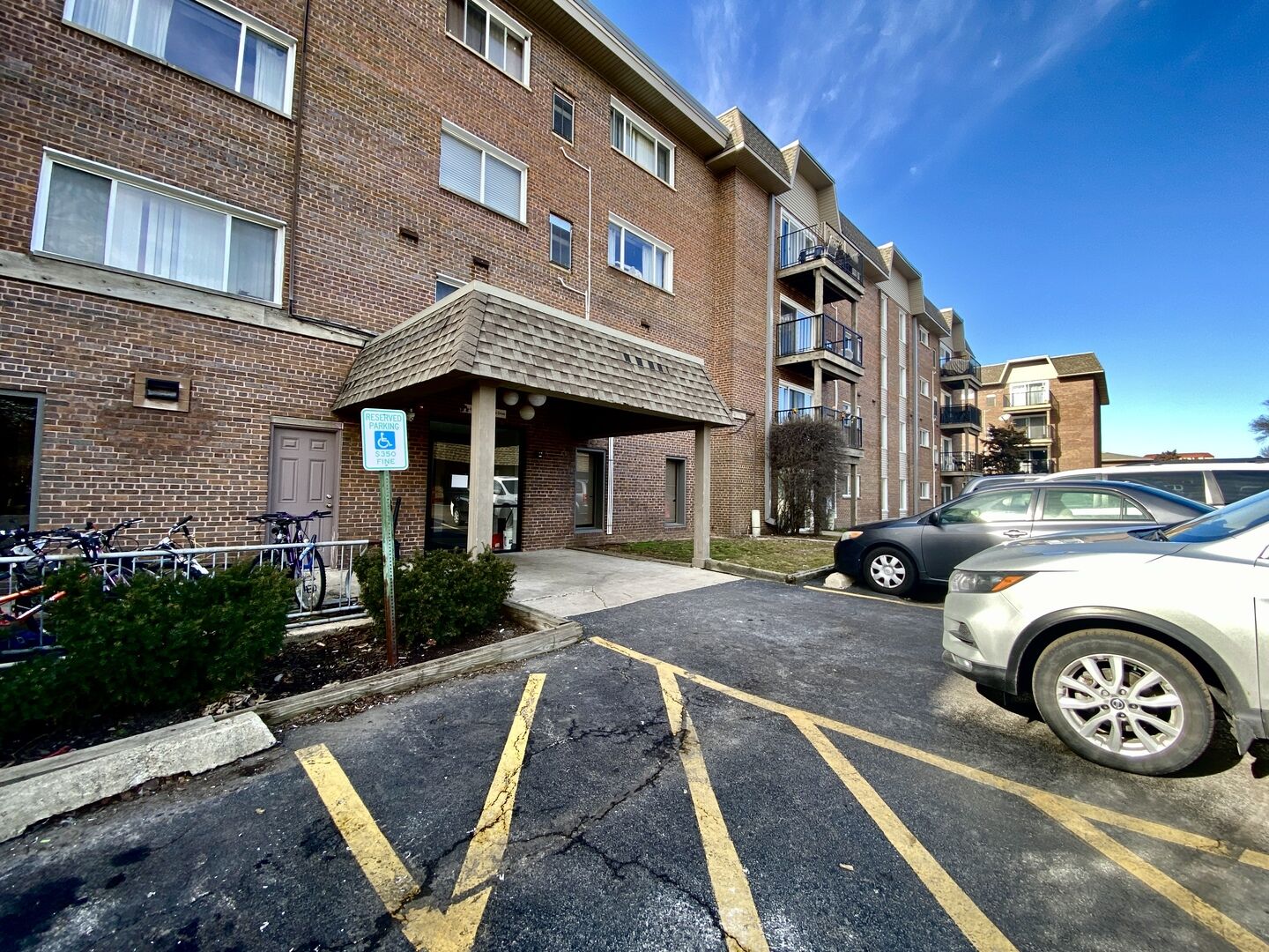 Property Photo: 4500 Beau Monde Drive 101 IL 60532