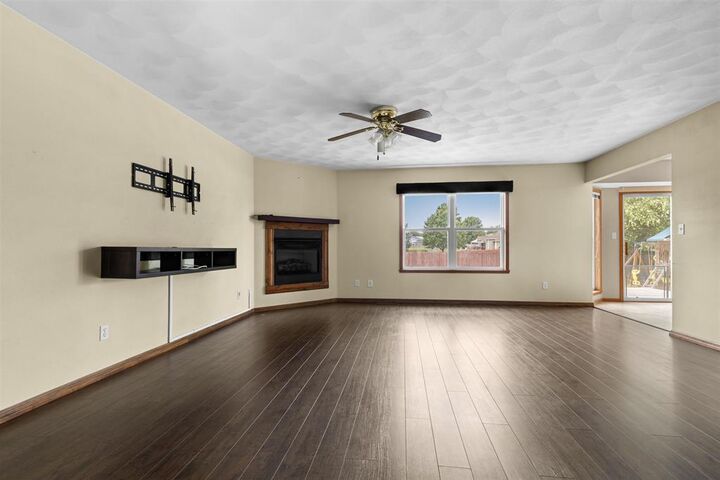 Property Photo: 651 Purple Sage Drive IL 61073