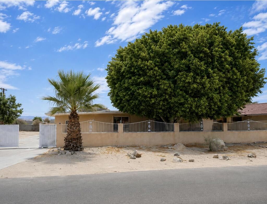 Property Photo:  31608 Sierra Del Sol  CA 92276 