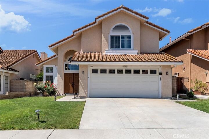 Property Photo:  537 Savona  CA 91377 