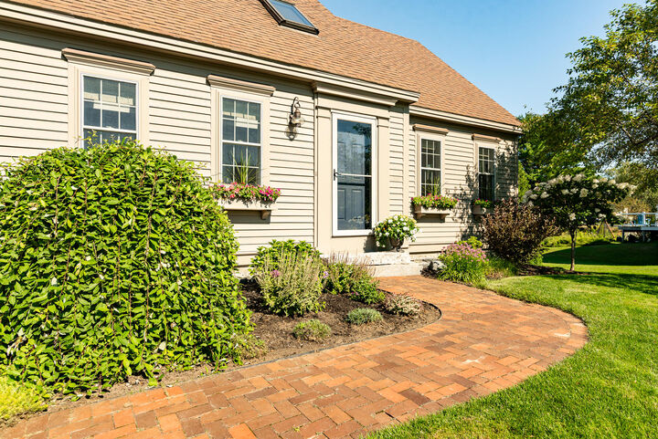 Property Photo: 8 Black Point Meadows ME 04074