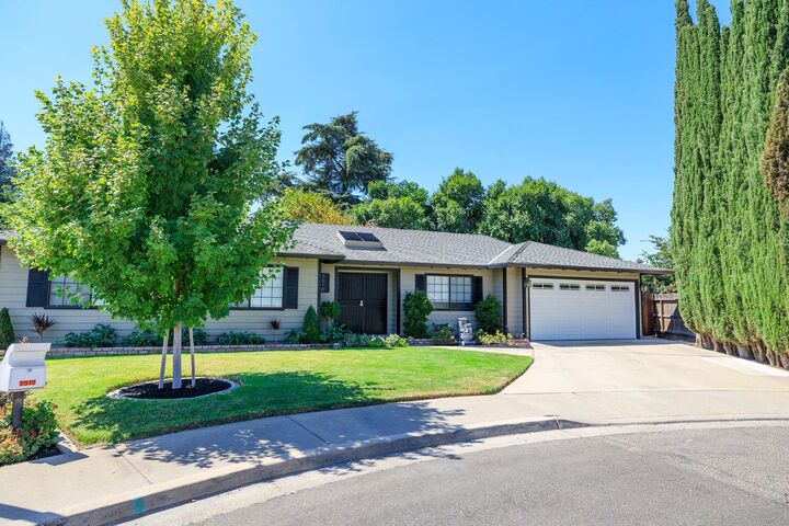Property Photo: 2510 Deanna Court CA 95382