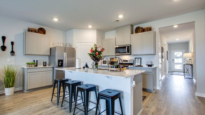 Property Photo: 1743 Savannah Pass TN 37091