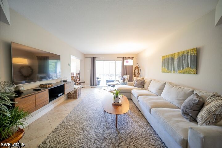 Property Photo:  208 Bob O Link Way B  FL 34105 