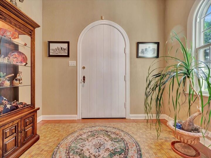 Property Photo:  402 South Bynum Street  TX 75904 