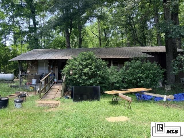 Property Photo: 5723 Ten Road LA 71220