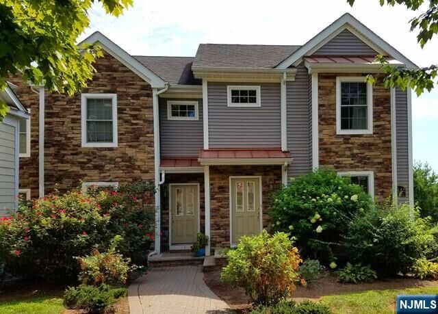 Property Photo: 784 Kinderkamack Road 4 NJ 07661