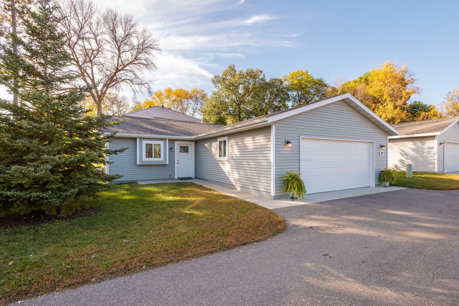 Property Photo:  92 Birch Avenue  MN 56308 