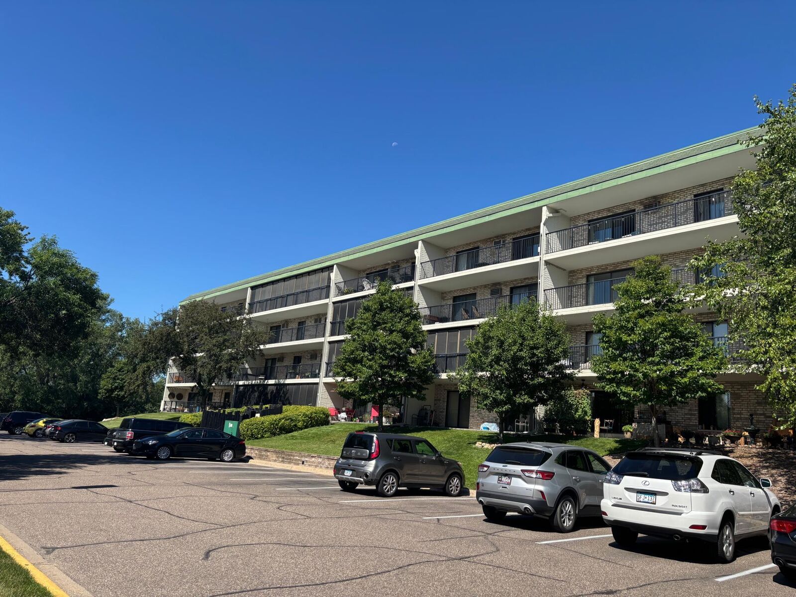 Property Photo:  10521 Cedar Lake Road 411  MN 55305 