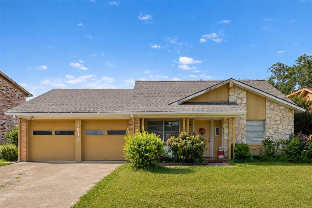 Property Photo: 4513 Colgate Lane TX 75042