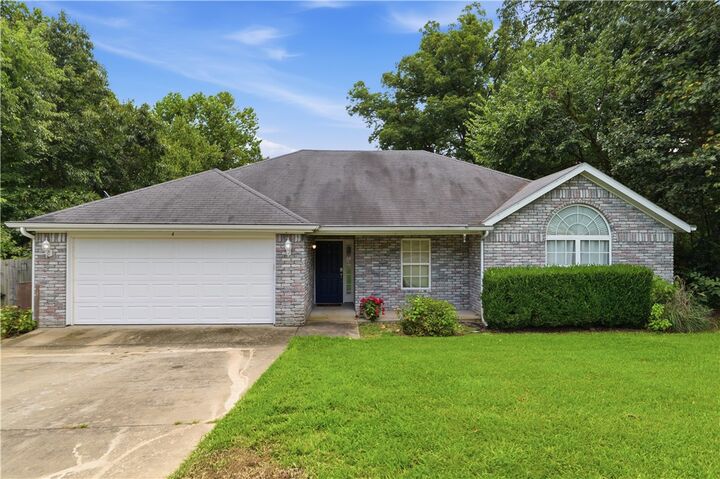 Property Photo: 4 Doon Lane AR 72715