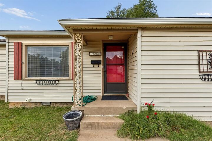 Property Photo: 1013 Stansell Drive OK 73110