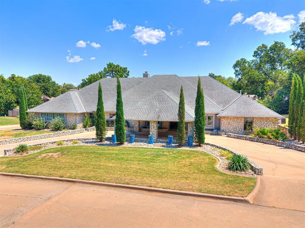 Property Photo:  15 Northridge Road  OK 74804 