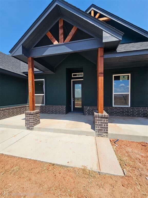 Property Photo: 2442 Sierra Circle OK 73010