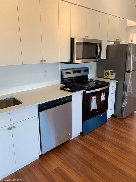 Property Photo:  1 Wellington Street 308  ON N3T 2L3 