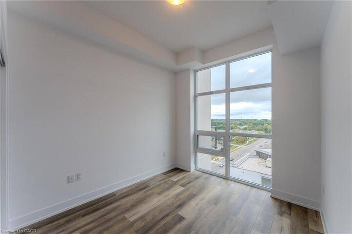 Property Photo:  470 Dundas Street E 1207  ON L8B 2A6 