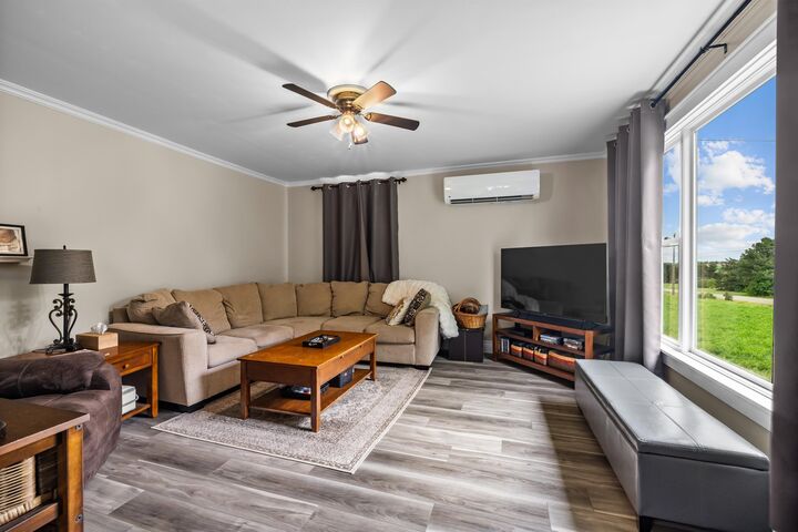 Property Photo: 1049 Spring Valley Rd PE C0B 1M0