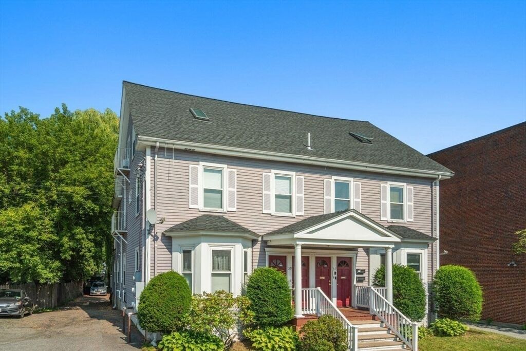 Property Photo:  37-39 Homer 39-2  MA 02138 