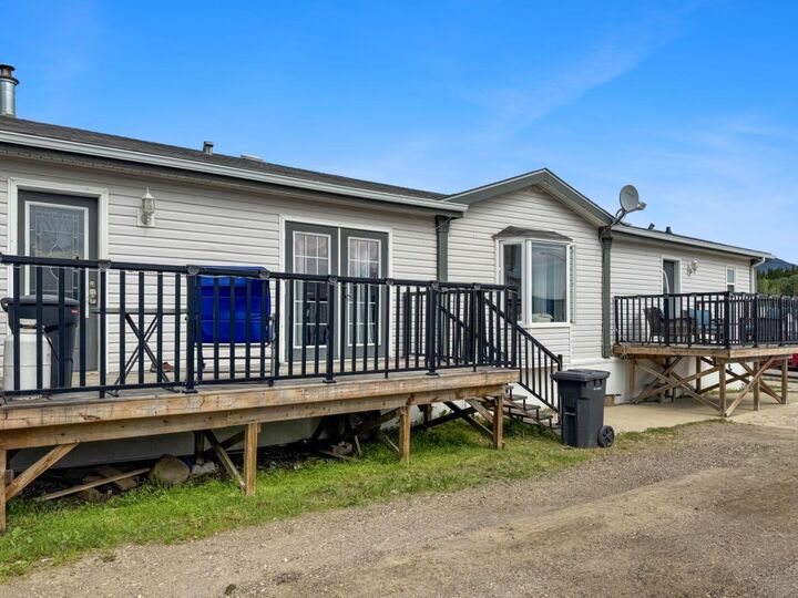 248 Mawdsley Crescent — photo 1