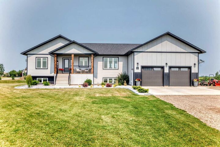 Property Photo: 14 Countrylane Road AB T1G 2C7