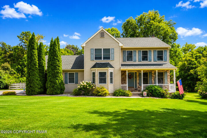 Property Photo: 4006 Crest View Drive PA 18360