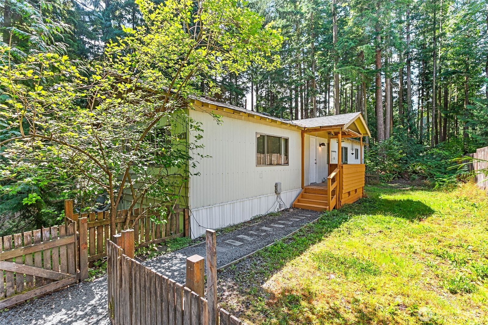 Property Photo:  1191  Hopeful Valley Lane  WA 98266 