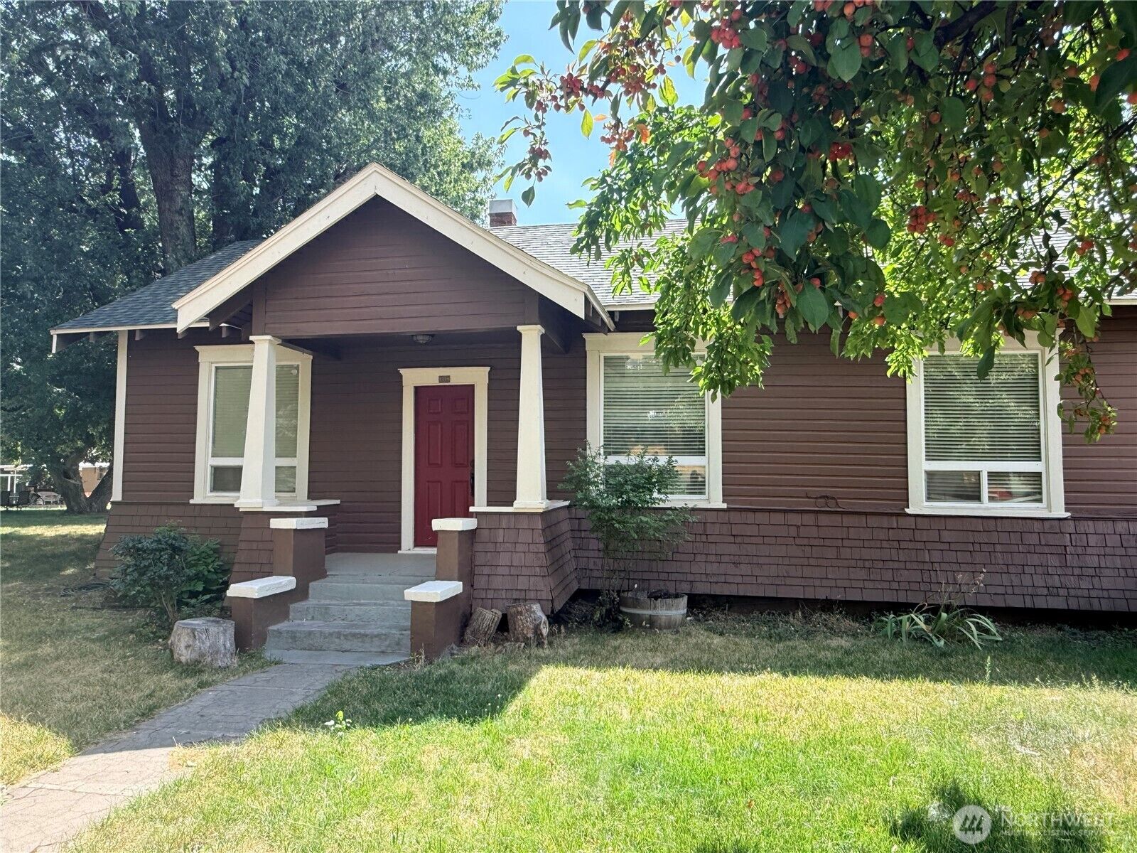 Property Photo:  111 W Dayton Avenue  WA 99328 