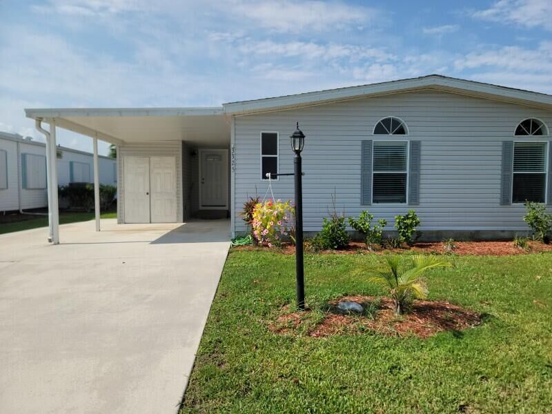 Property Photo: 3325 Ironwood Avenue FL 34952