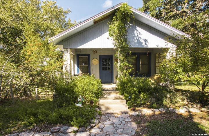 Property Photo:  7087 Dietz Elkhorn Rd  TX 78015 