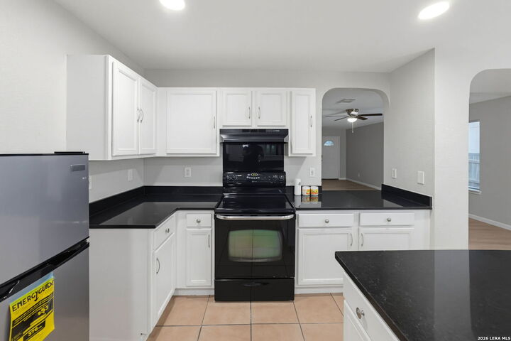 Property Photo:  618 Tres Caminos  TX 78245 