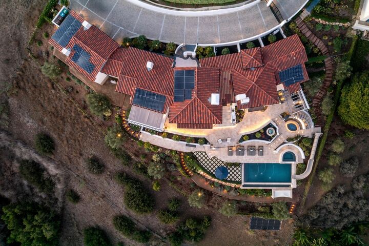 Property Photo:  1213 Harbor Hills Drive  CA 93109 