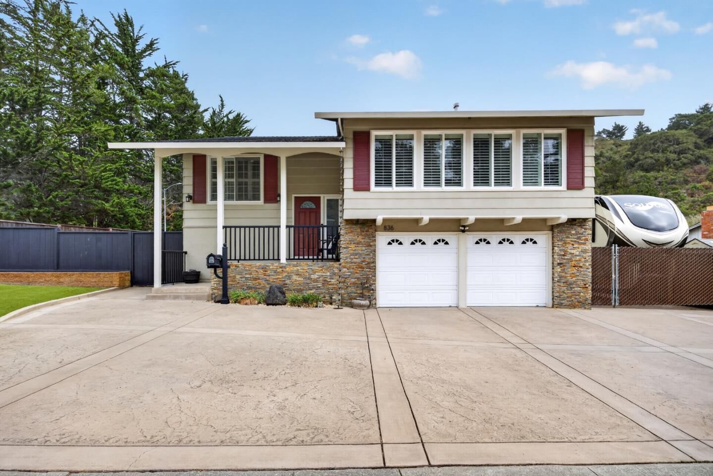 Property Photo:  836 Oddstad Boulevard  CA 94044 