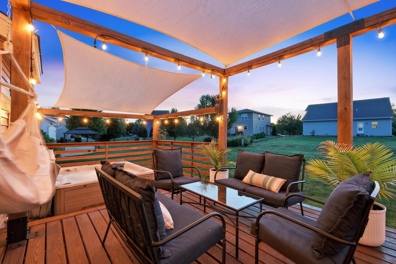 Property Photo:  4528 Scenic View Road  WI 53598 