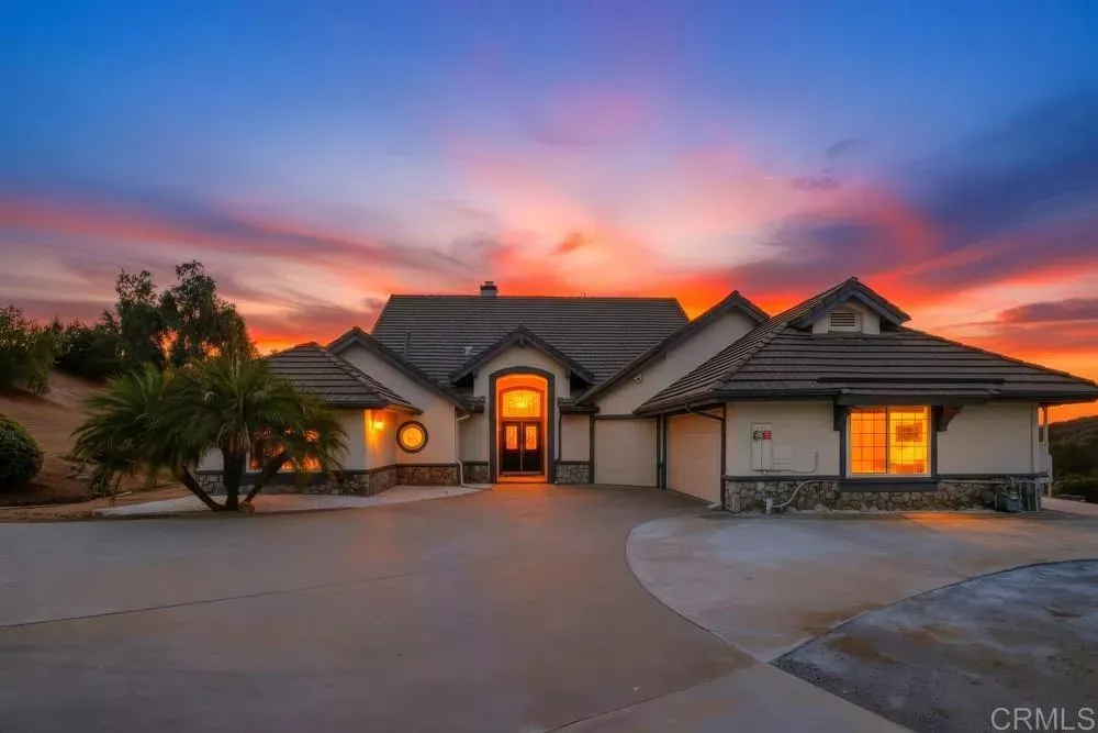 Property Photo:  9770 Quail Canyon Rd  CA 92021 