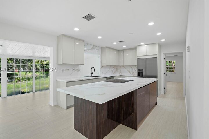 Property Photo: 11770 Griffing Blvd 0 FL 33161