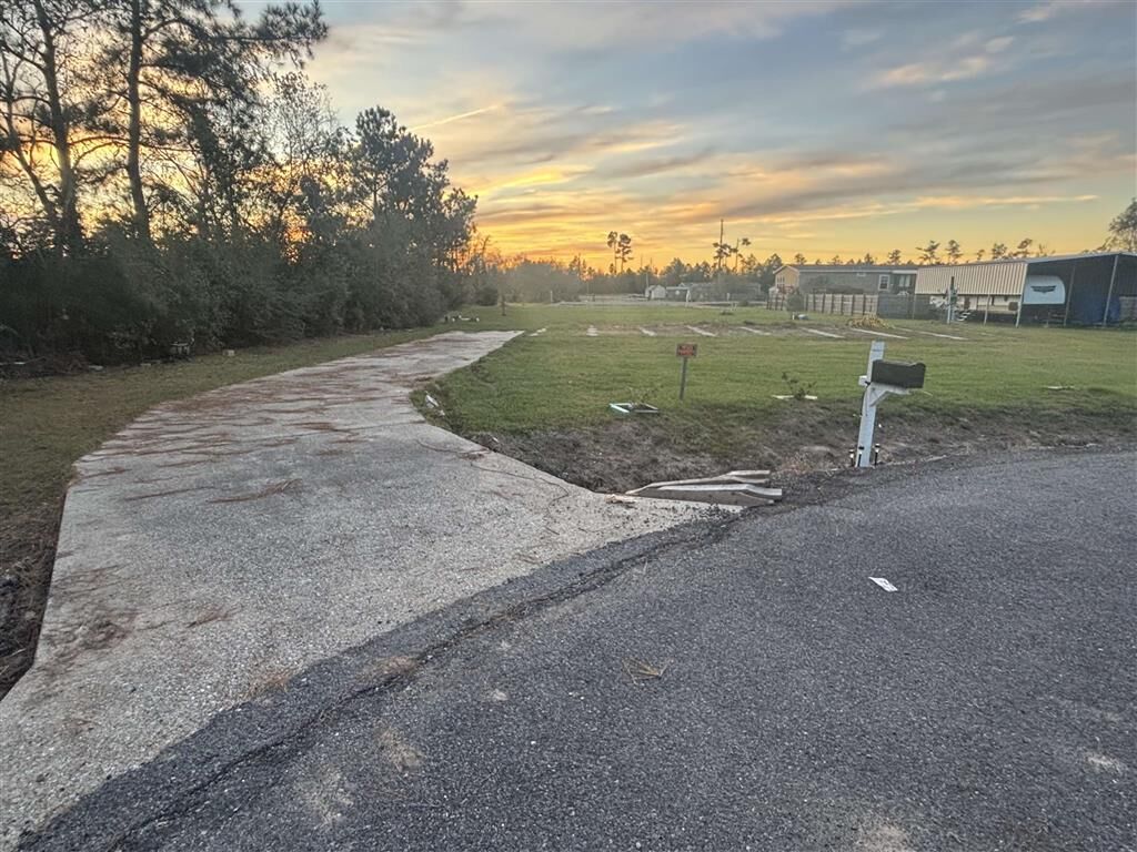 Property Photo: 7493 Columbia Drive LA 70605