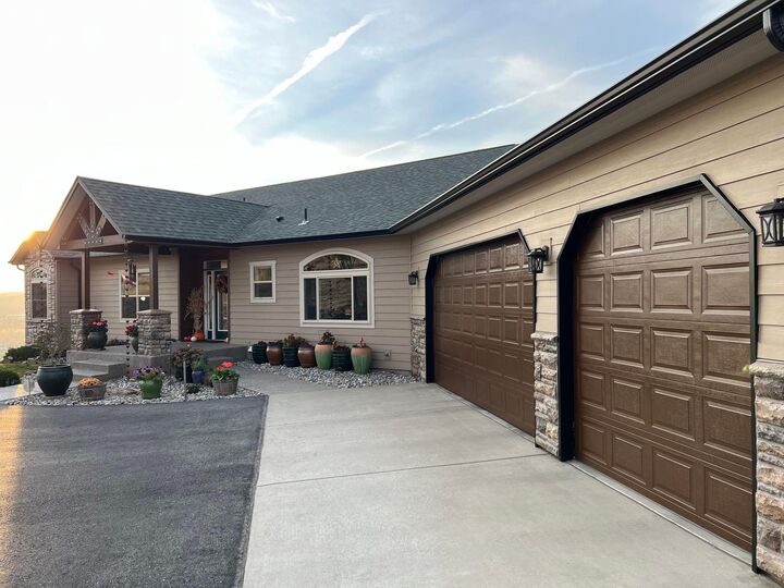 Property Photo: 7009 N Lynden Ln WA 99027